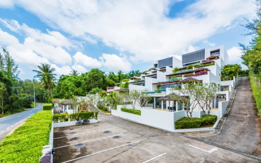 Лотус Гарденс