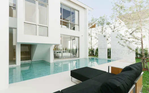 Lux Pride by Wallaya